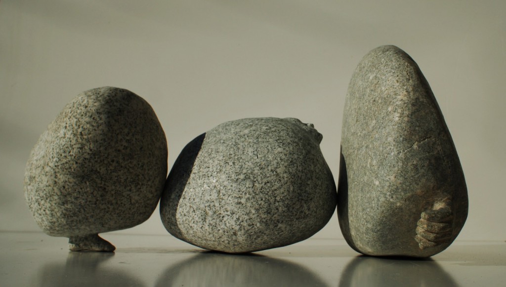 Séria Riečne kamene/River stones series – Rolling stones