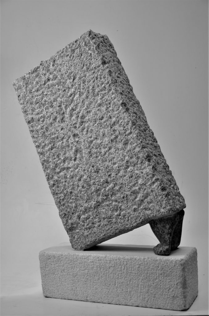 Kneeling like an Egyptian, 56 × 32 × 15 cm, žula/granite, 2020